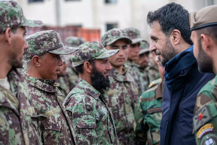 Afghan Defense Minister Asadullah Khalid meets with National Army trainees qhidquitkidqukrt